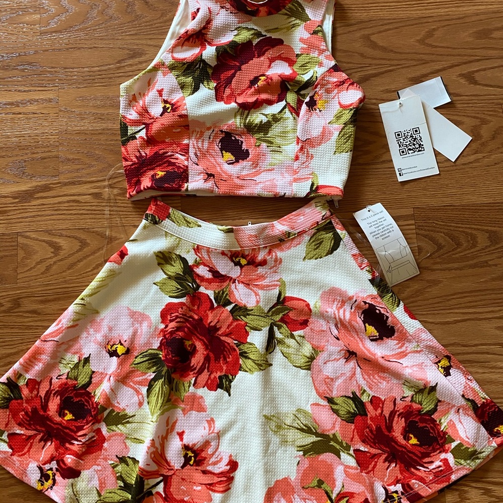 sz 3 2 piece floral dress summer fun photoshoot